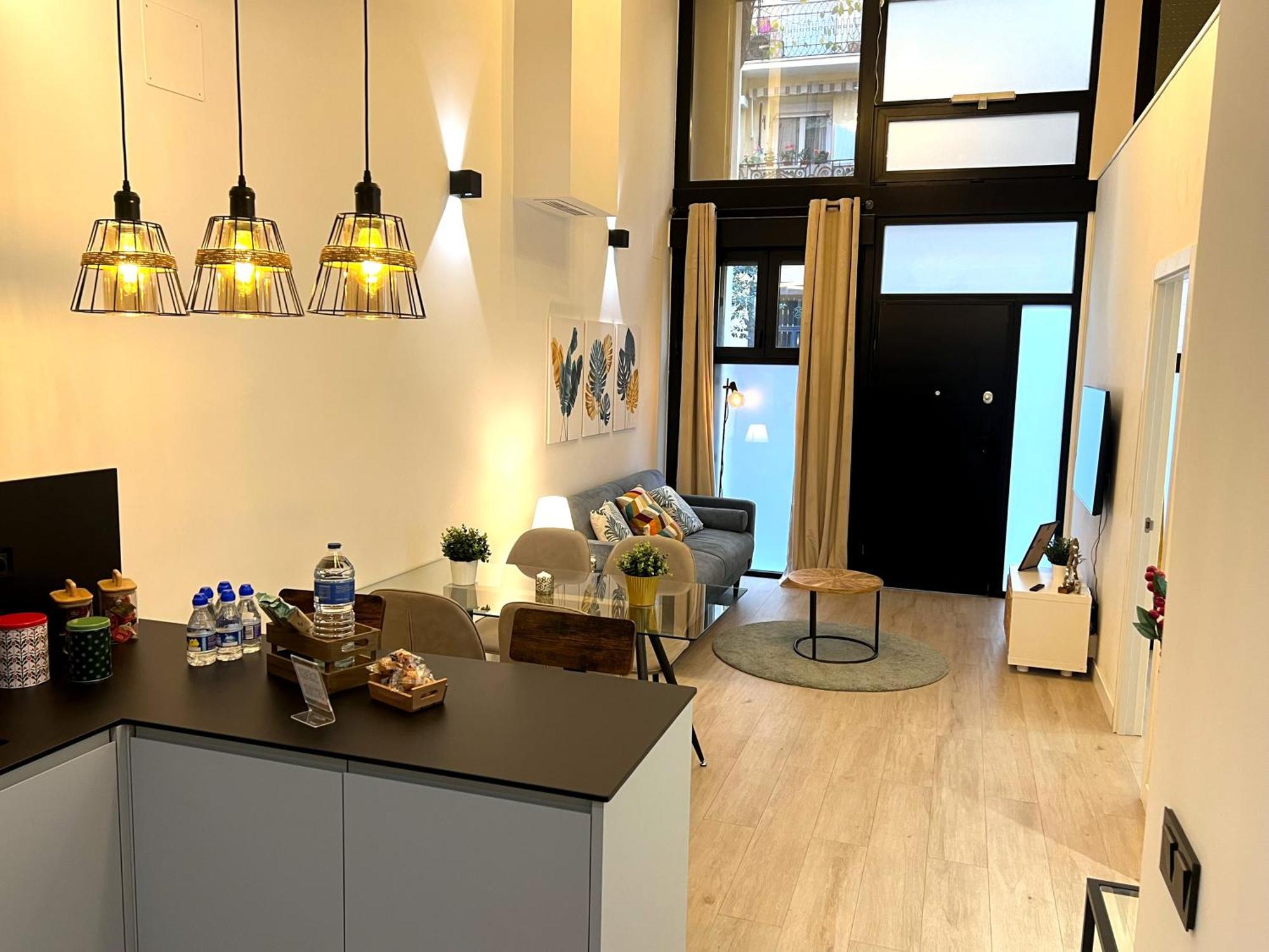 דירות מדריד Duplex Moderno Y Acogedor Junto A Atocha מראה חיצוני תמונה