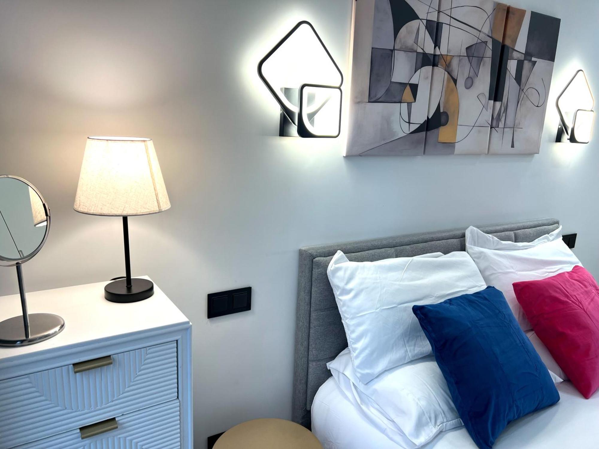 דירות מדריד Duplex Moderno Y Acogedor Junto A Atocha מראה חיצוני תמונה