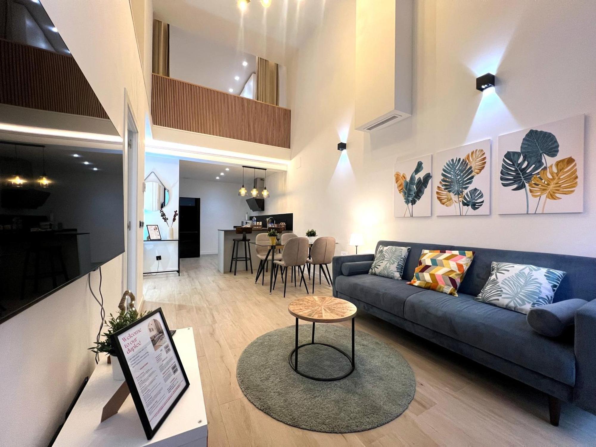 דירות מדריד Duplex Moderno Y Acogedor Junto A Atocha מראה חיצוני תמונה